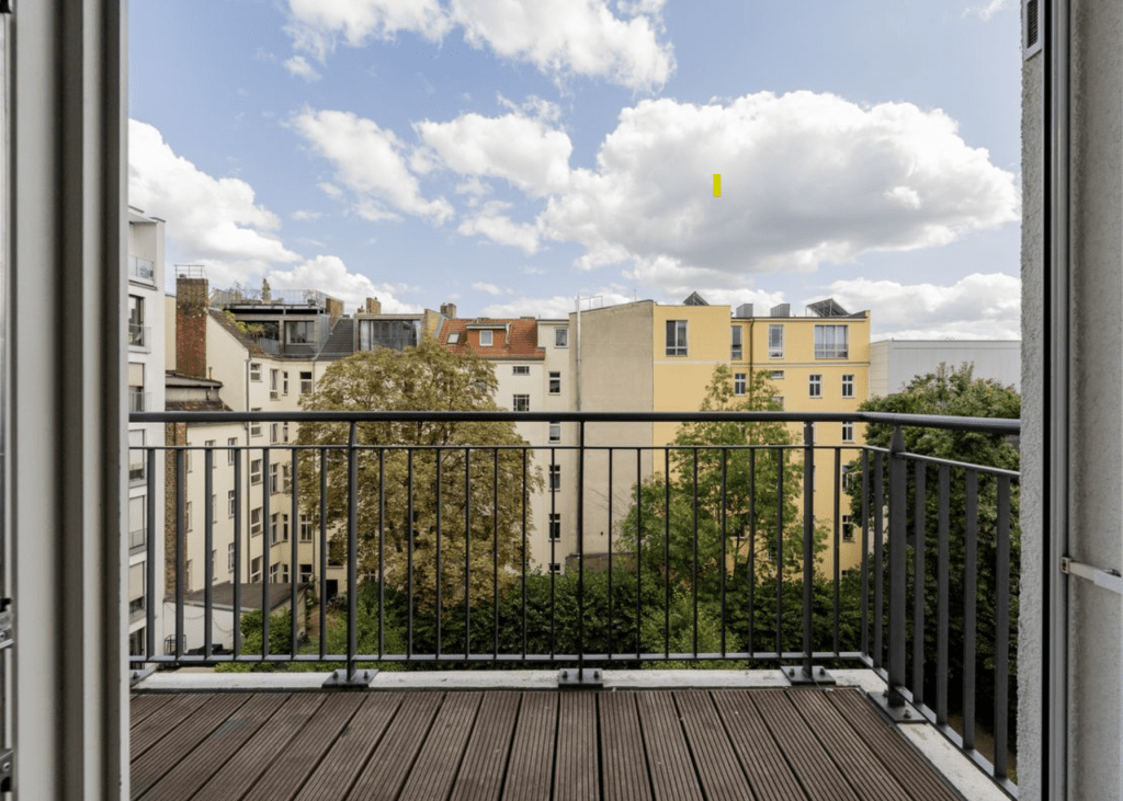 Rent 3 rooms apartment Berlin | Entire place | Berlin | Großzügige möblierte 4-Zimmer-Wohnung im trendigen Friedrichshain-Kreuzberg | Hominext