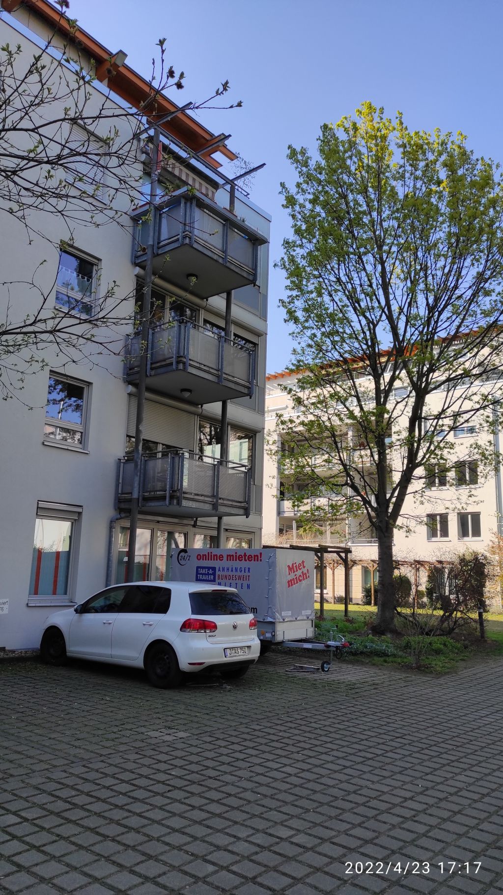 Rent 1 room apartment Dresden | Entire place | Dresden | Helle und modern eingerichtete 3-Zimmerwohnung in Blasewitz | Hominext