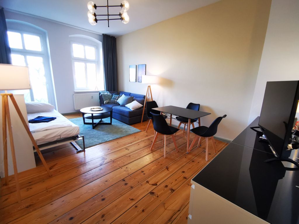 Miete 2 Zimmer Wohnung Berlin | Ganze Wohnung | Berlin | Dream Apartment + Balkon | Hominext