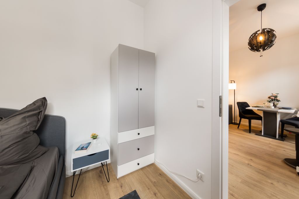 Miete 1 Zimmer Wohnung Berlin | Ganze Wohnung | Berlin | Apartment 1-Schlafzimmer + Arbeitszimmer + Küche | Berlin Gesundbrunnen | Hominext