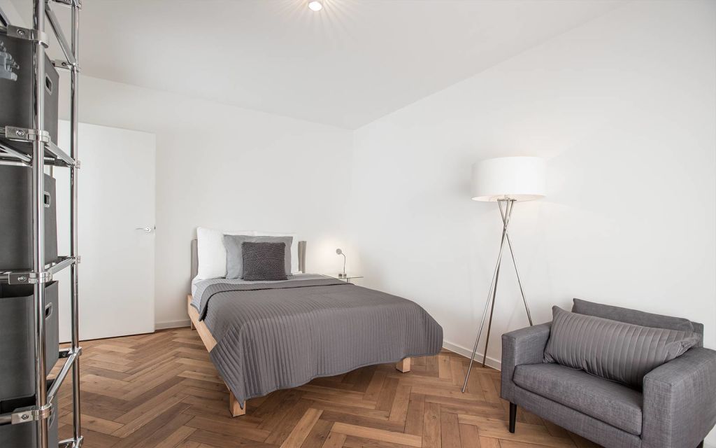 Miete 1 Zimmer Wohnung Stuttgart | Ganze Wohnung | Stuttgart | Wohn- und Schlafzimmer separiert - Bad mit Regendusche | Hominext