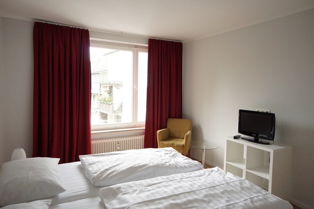 Miete 2 Zimmer Wohnung Essen | Ganze Wohnung | Essen | Geräumiges Serviced Apartment im Herzen von Essen | Hominext