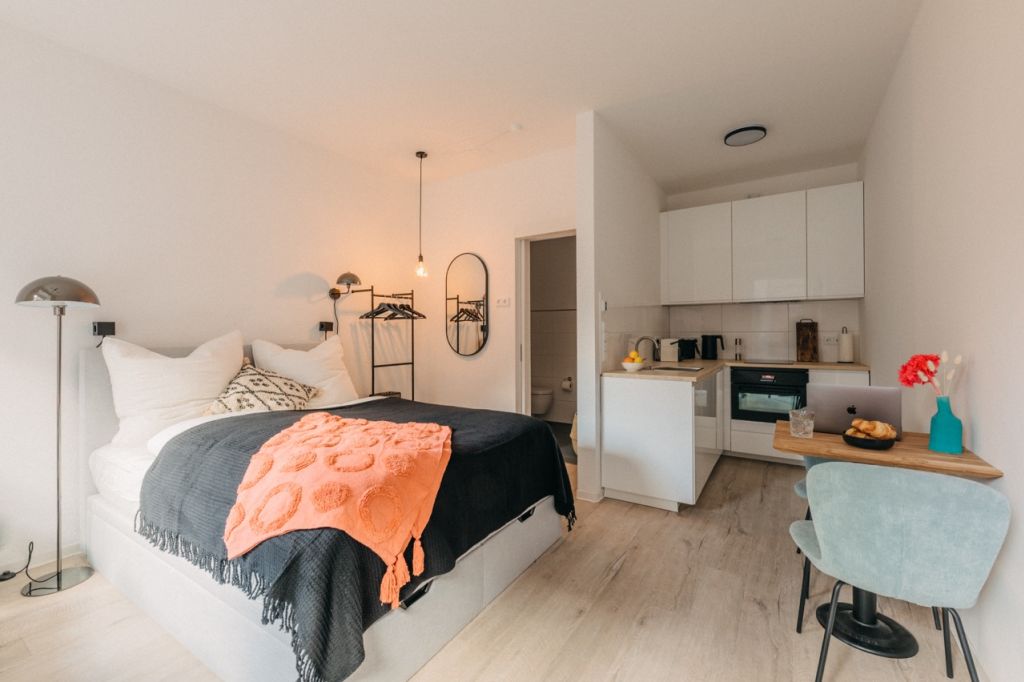 Miete 1 Zimmer Wohnung Düsseldorf | Ganze Wohnung | Düsseldorf | Düsseldorf warmes Hinterhof Studio Apartment | Hominext