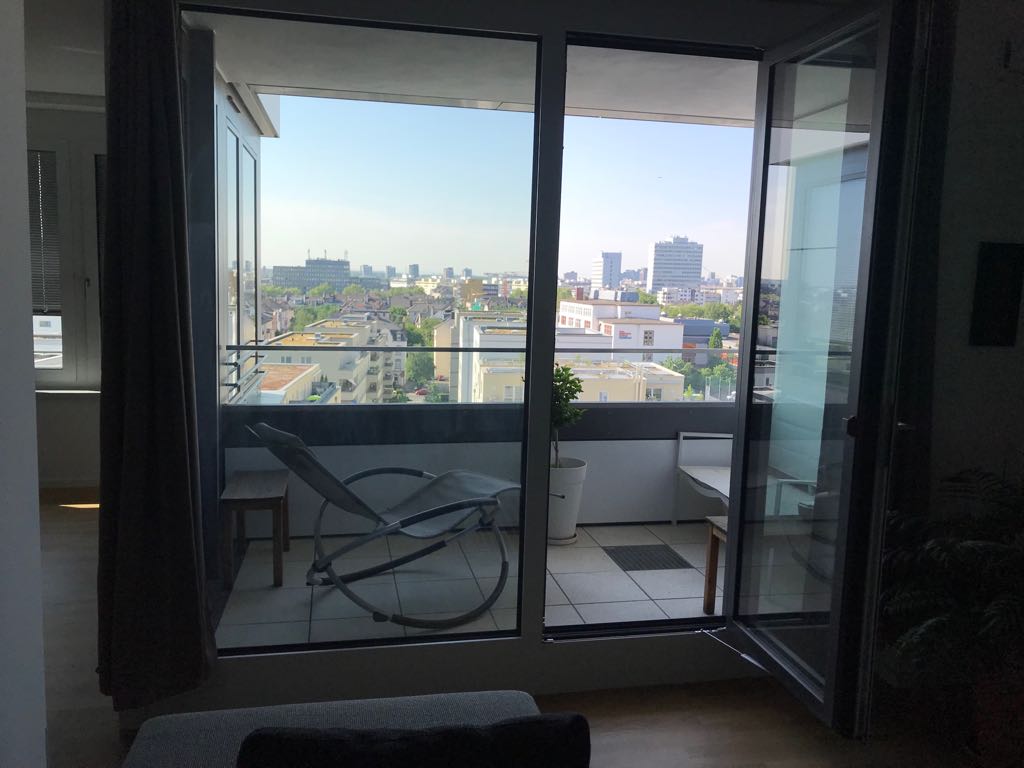 Rent 1 room apartment Frankfurt am Main | Entire place | Frankfurt am Main | Attraktive Wohnung mit Loft-Charakter neben Europagarten | Hominext