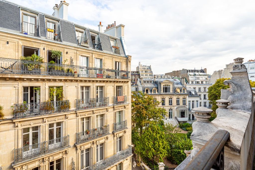 12 Rue du Cardinal Mercier, Paris, France