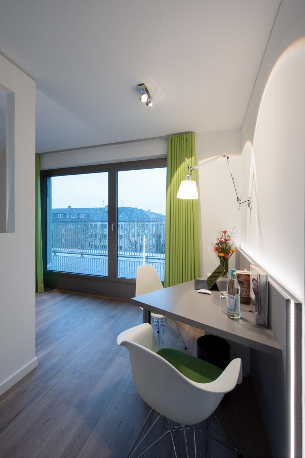 Rent 1 room apartment Köln | Entire place | Köln | LONGSTAY-RABATT - Rooftop Premium - Luxus Studio Apartment im Zentrum | Hominext