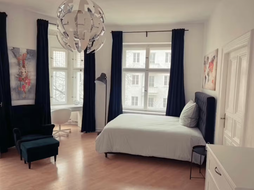 Rent 3 rooms apartment Berlin | Entire place | Berlin | Elegant 3 bedroom apartment in Berlin Friedrichshain | Hominext