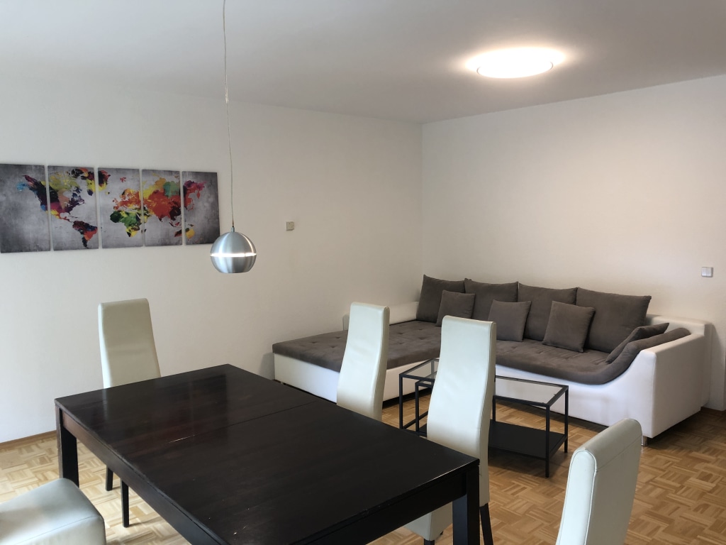 Miete 3 Zimmer Wohnung Berlin | Ganze Wohnung | Berlin | Modernes Apartment mit 2 Balkonen und 3 Schlafzimmern in Pankow - direkt am Brosepark, 20 Minuten mit der Tram nach Berlin-Mitte | Hominext