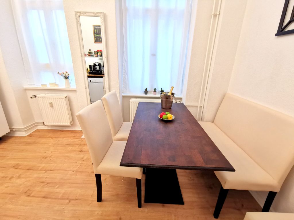 Miete 1 Zimmer Wohnung Berlin | Ganze Wohnung | Berlin | Apartment KVH Schloß Charlottenburg, Boxspringbetten, WLAN/ WiFi, WaMa, Trockner | Hominext