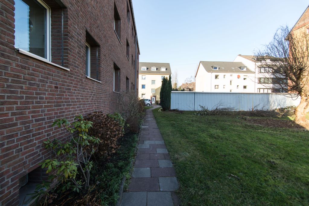 Rent 2 rooms apartment Düsseldorf | Entire place | Düsseldorf | Komfortable 3-Zimmer-Wohnung in ruhiger Lage , Parken kostenlos auf der Straße | Hominext