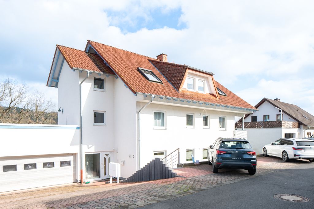 Rent 1 room apartment Edertal | Entire place | Edertal | Edersee – Beste Lage an der Sperrmauer | Hominext