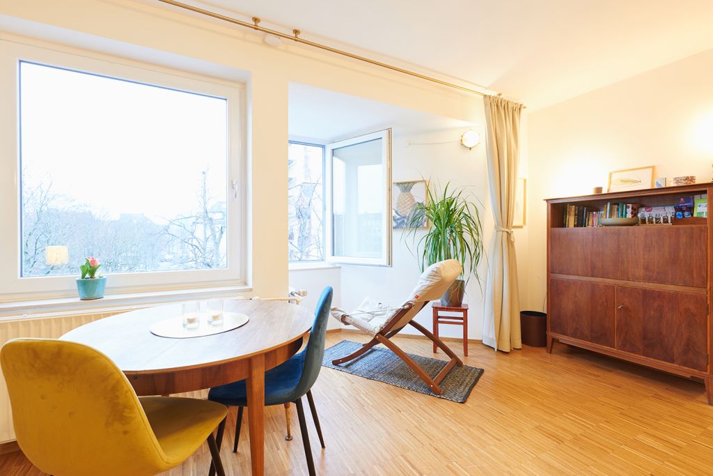 Rent 1 room apartment Düsseldorf | Entire place | Düsseldorf | Charming Explorer Apartment in the centre with optional space in garage | Hominext