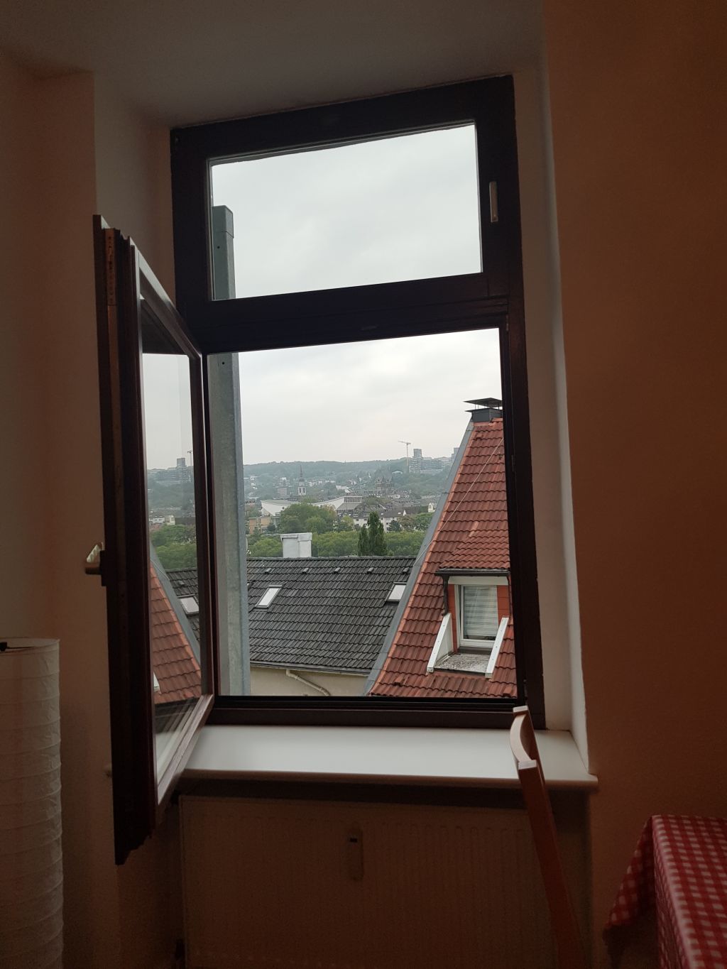 Miete 2 Zimmer Wohnung Wuppertal | Ganze Wohnung | Wuppertal | Suite mit Stadtblick | Hominext