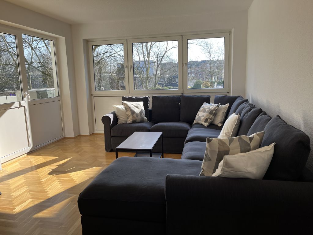 Miete 2 Zimmer Wohnung Köln | Ganze Wohnung | Köln | Lichtdurchflutete und frisch renovierte 3-Zimmer-Wohnung im Kölner Süden mit perfekter Anbindung | Hominext