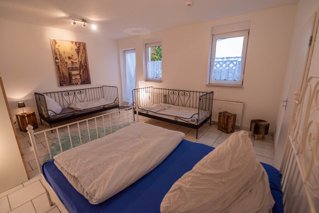 Miete 1 Zimmer Wohnung Saulheim | Ganze Wohnung | Saulheim | 55 m² 2 Zimmer Monteurswohnung für 4 Personen | Hominext