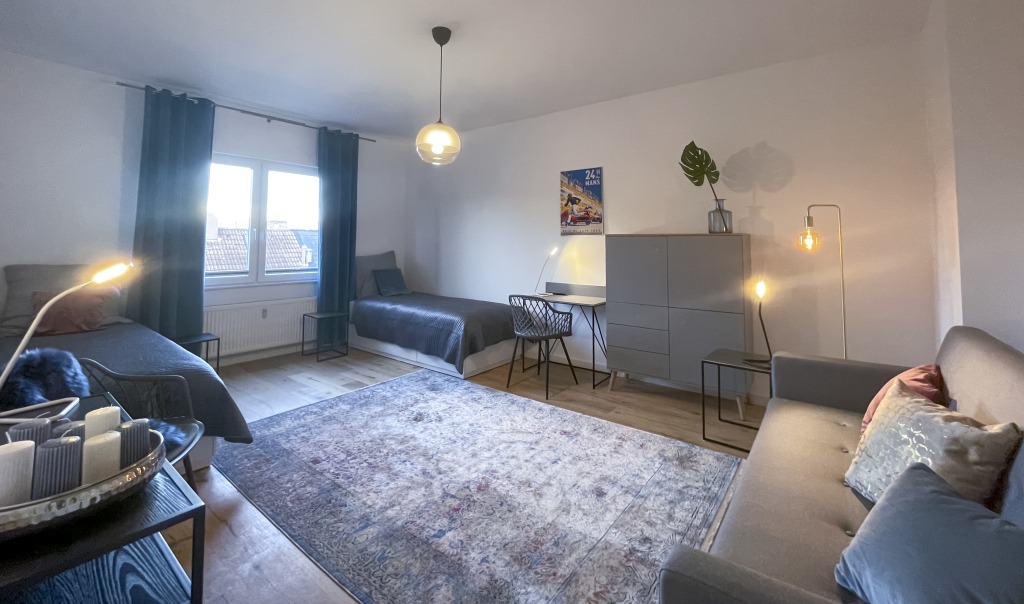 Rent 2 rooms apartment Essen | Entire place | Essen | Wohlfühlen in Essen Rüttenscheid: Elegantes Apartment am Bredeneyer Tor | Hominext