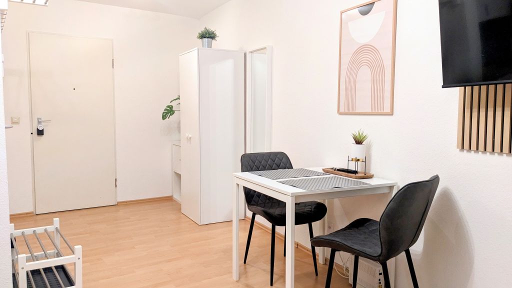 Rent 1 room apartment Kaiserslautern | Entire place | Kaiserslautern | ANDRISS: Study & Work Apartment | WIFI | Kitchen | Hominext