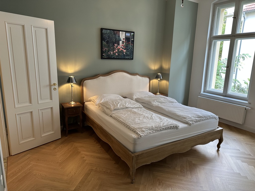 Miete 1 Zimmer Wohnung Berlin | Ganze Wohnung | Berlin | Großzügige, exklusiv eingerichtete 2-Zimmer Altbau-Wohnung Nähe Freie Universität | Hominext