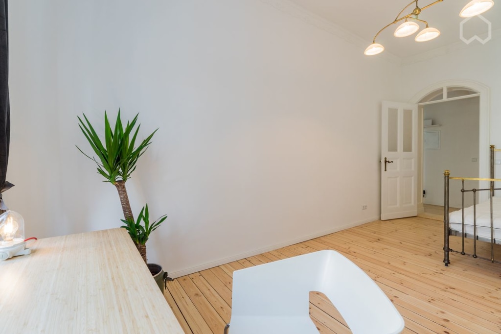 Rent 2 rooms apartment Berlin | Entire place | Berlin | Sunshine Designer Apt Kreuzberg Neukölln near Park Canal Subway U7 U8 | Hominext