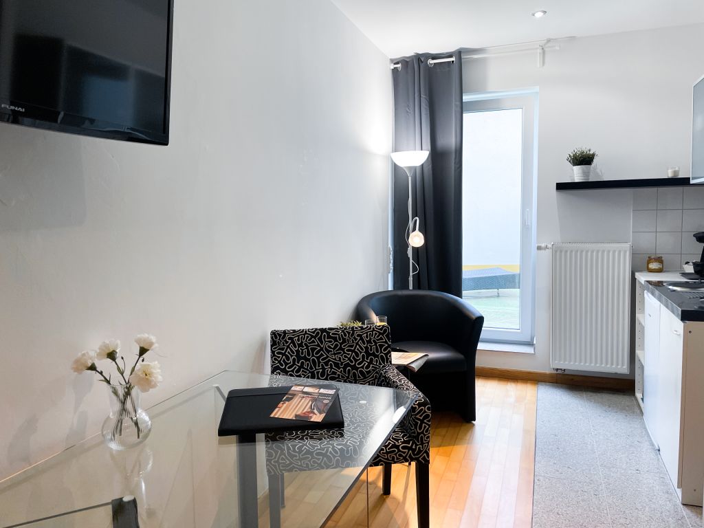 Rent 1 room apartment Aachen | Entire place | Aachen | Relax - Studio mit großzügiger Terrasse | Hominext