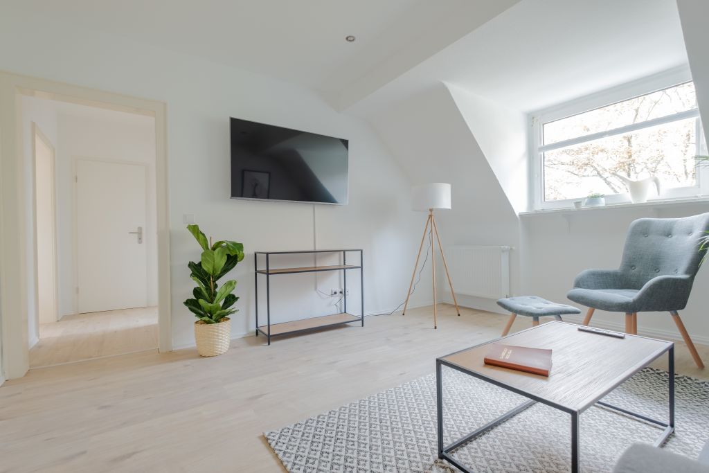 Rent 2 rooms apartment Essen | Entire place | Essen | Gemütlich & Modern mit 2 Schlafzimmern und Netflix | Hominext