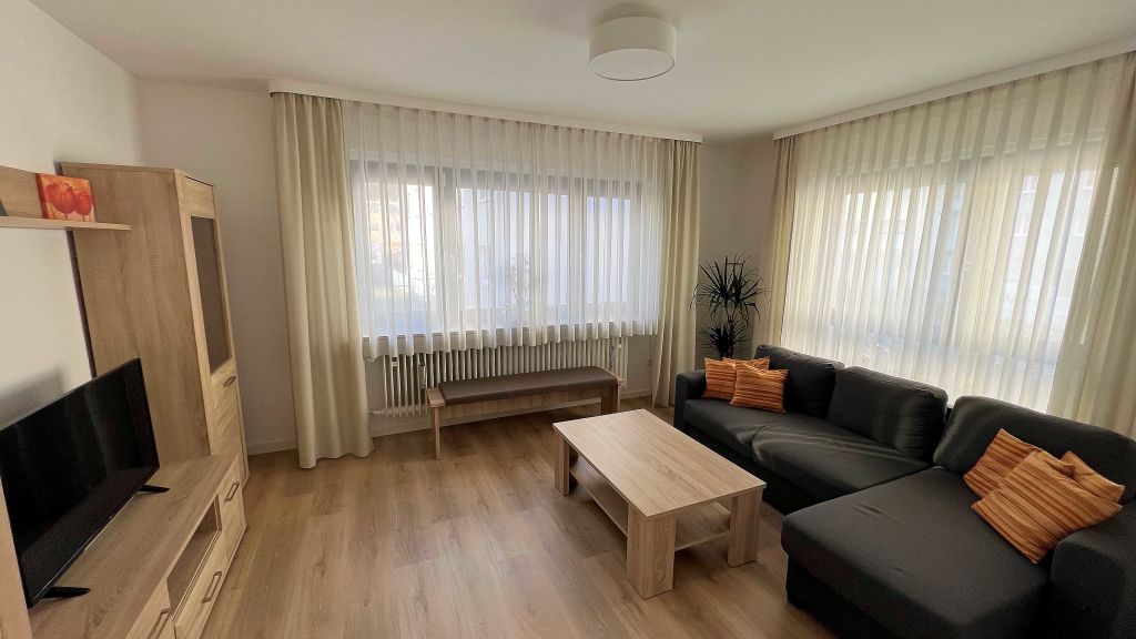 Rent 1 room apartment Frankfurt am Main | Entire place | Frankfurt am Main | Gemütliche 3-Zimmerwohnung mit Balkon | Hominext