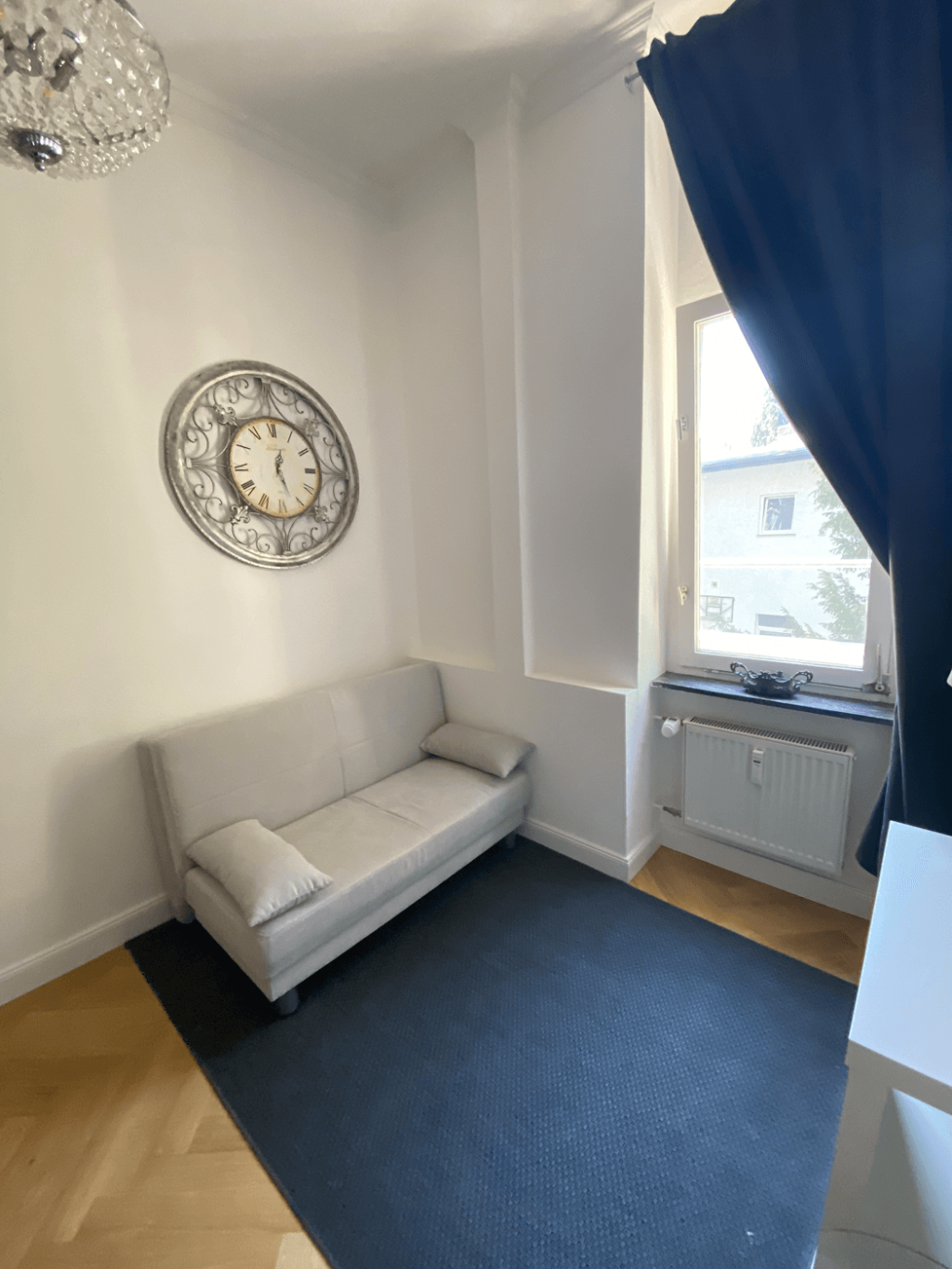 Rent 2 rooms apartment Wiesbaden | Entire place | Wiesbaden | Getaway: Deluxe Doppel-/ Zweibettzimmer, 28m2 | Hominext