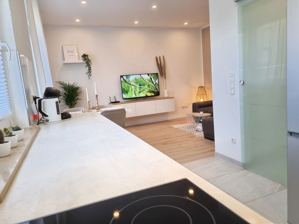 Rent 2 rooms apartment Essen | Entire place | Essen | Boho Home -liebevoll vollausgestatte 3ZKB in Uniklink-Nähe mit Gartennutzung | Hominext