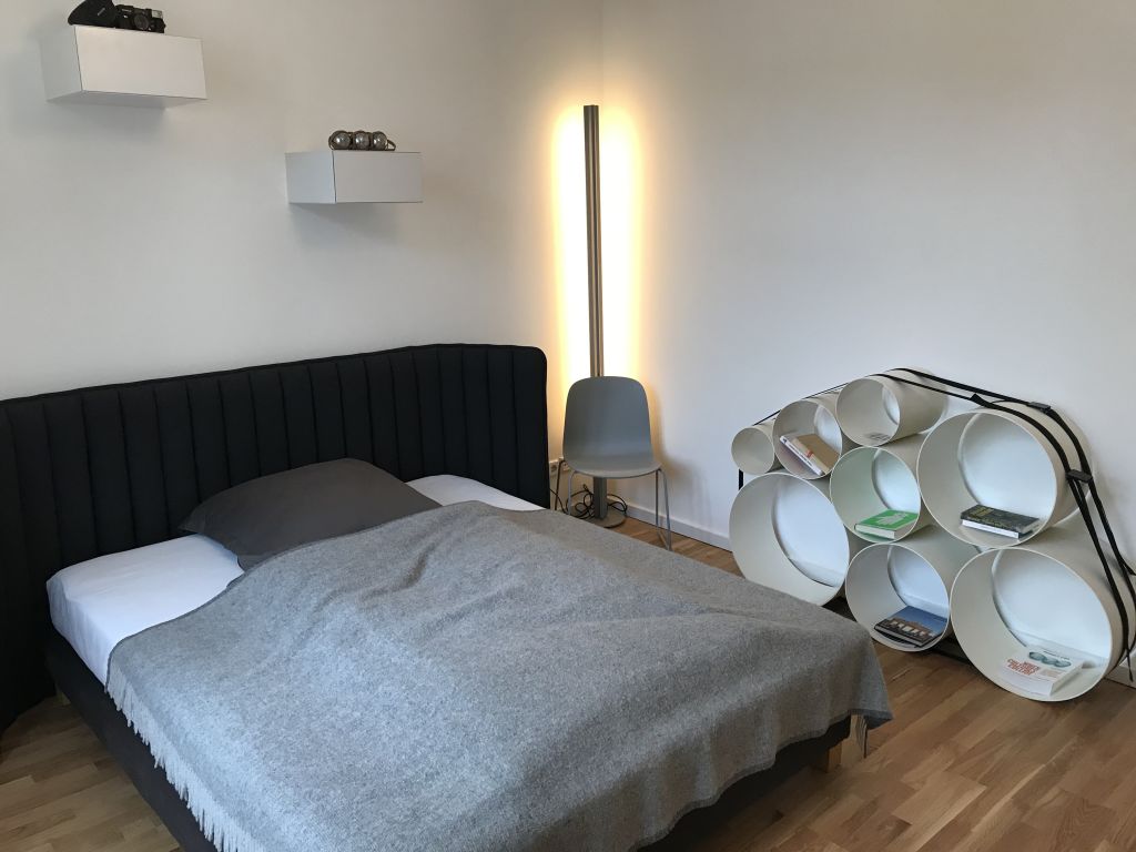 Miete 1 Zimmer Wohnung Berlin | Ganze Wohnung | Berlin | Moderne, helle und ruhige 2 Zimmer Businesswohnung mit Balkon im denkmalgeschützen Altbau im grünen Pankow | Hominext