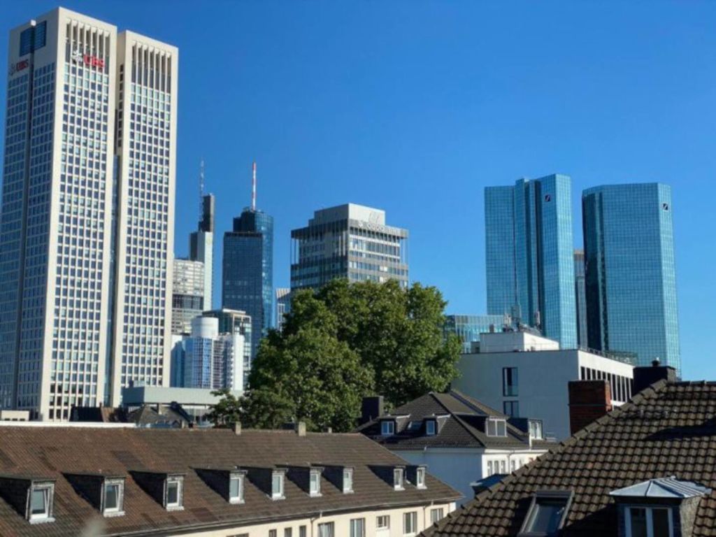 Rent 3 rooms apartment Frankfurt am Main | Entire place | Frankfurt am Main | Luxurious 3 bedroom apartment in Frankfurt | Hominext