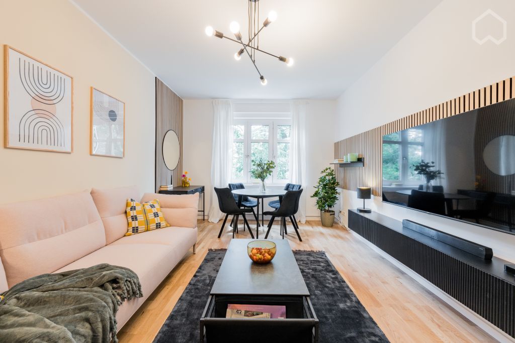 Miete 2 Zimmer Wohnung Berlin | Ganze Wohnung | Berlin | Renovierte Premium-Wohnung mit Terrasse in Neukölln | Hominext