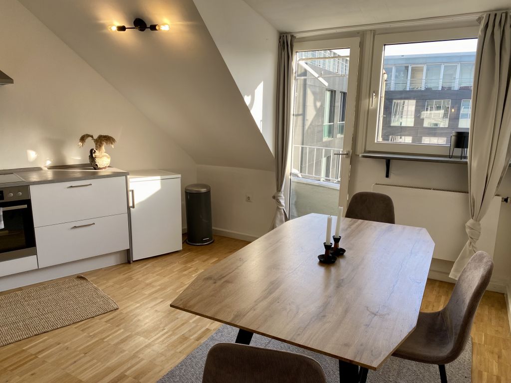 Miete 1 Zimmer Wohnung Düsseldorf | Ganze Wohnung | Düsseldorf | Moderne & Stilvolle Wohnung am Medienhafen | Hominext