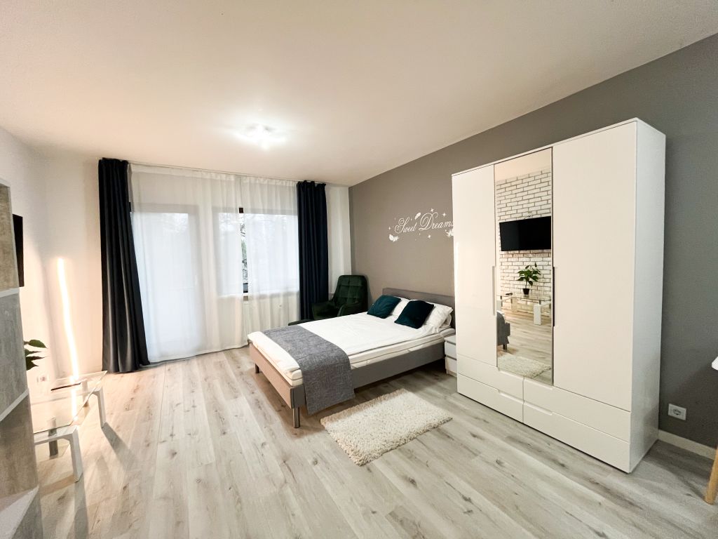 Miete 1 Zimmer Wohnung Frankfurt am Main | Ganze Wohnung | Frankfurt am Main | PREMIUM-APARTMENT MIT SKYLINE- UND PARKBLICK | Hominext