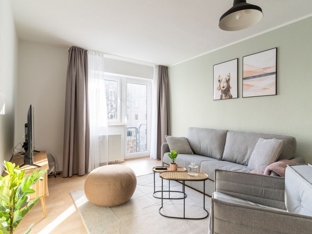 Miete 2 Zimmer Wohnung Magdeburg | Ganze Wohnung | Magdeburg | Magdeburg Breiter Weg - Maisonette Suite mit 2 Schlafzimmern & Balkon | Hominext