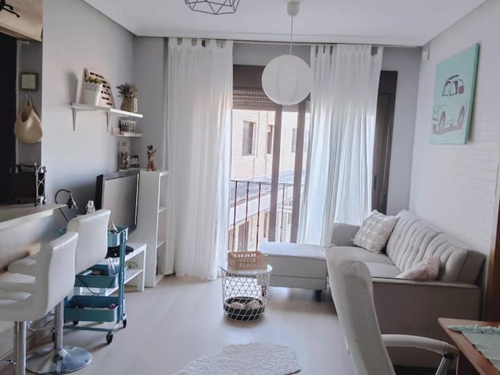 Apartamento tranquilo con terraza privada