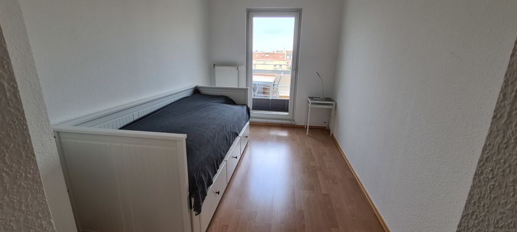 Rent 2 rooms apartment Leipzig | Entire place | Leipzig | Großes Apartment, ruhig, 12 Min/Zentrum | Hominext