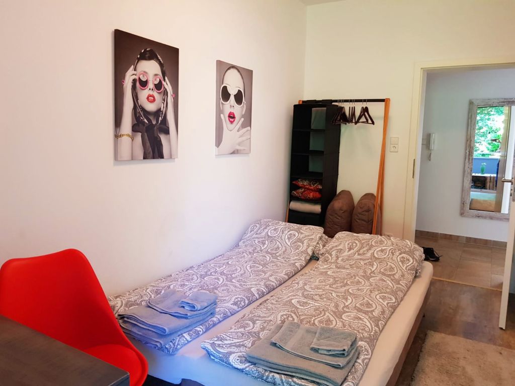 Rent 2 rooms apartment Hannover | Entire place | Hannover | Wunderschönes City Apartment - Zentral und Messe-nah | Hominext