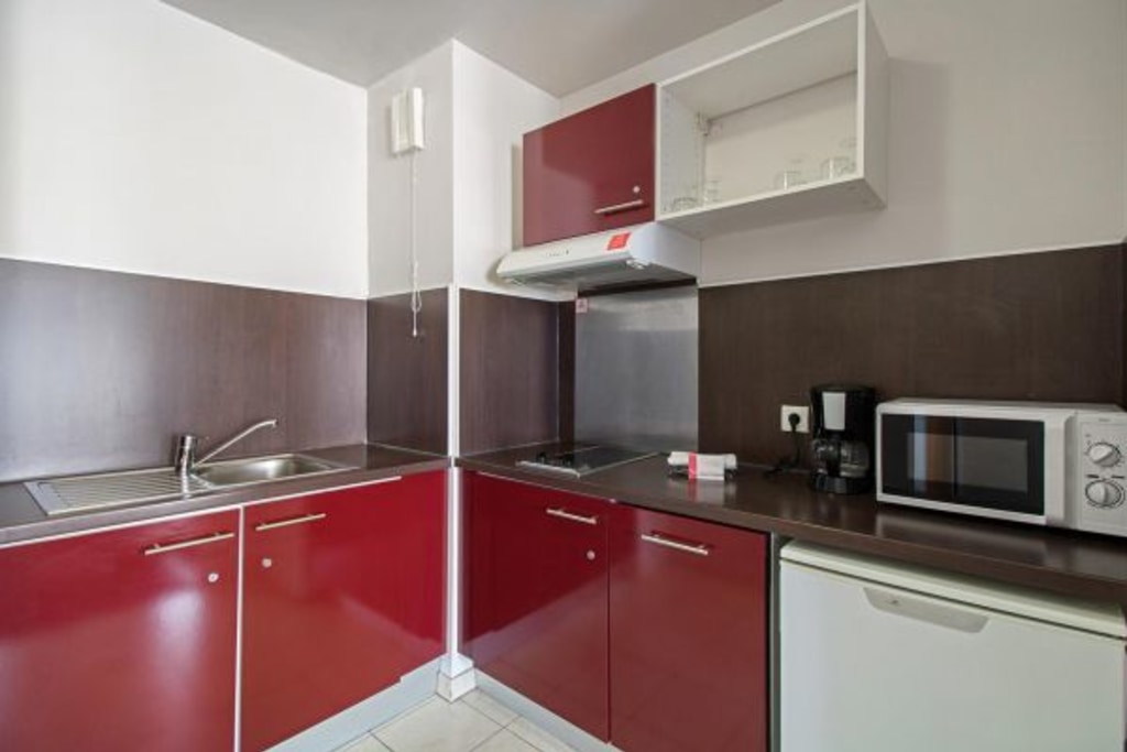 Modern 2-room apartment well located - UBK-228899 - Modern 2-room apartment well located