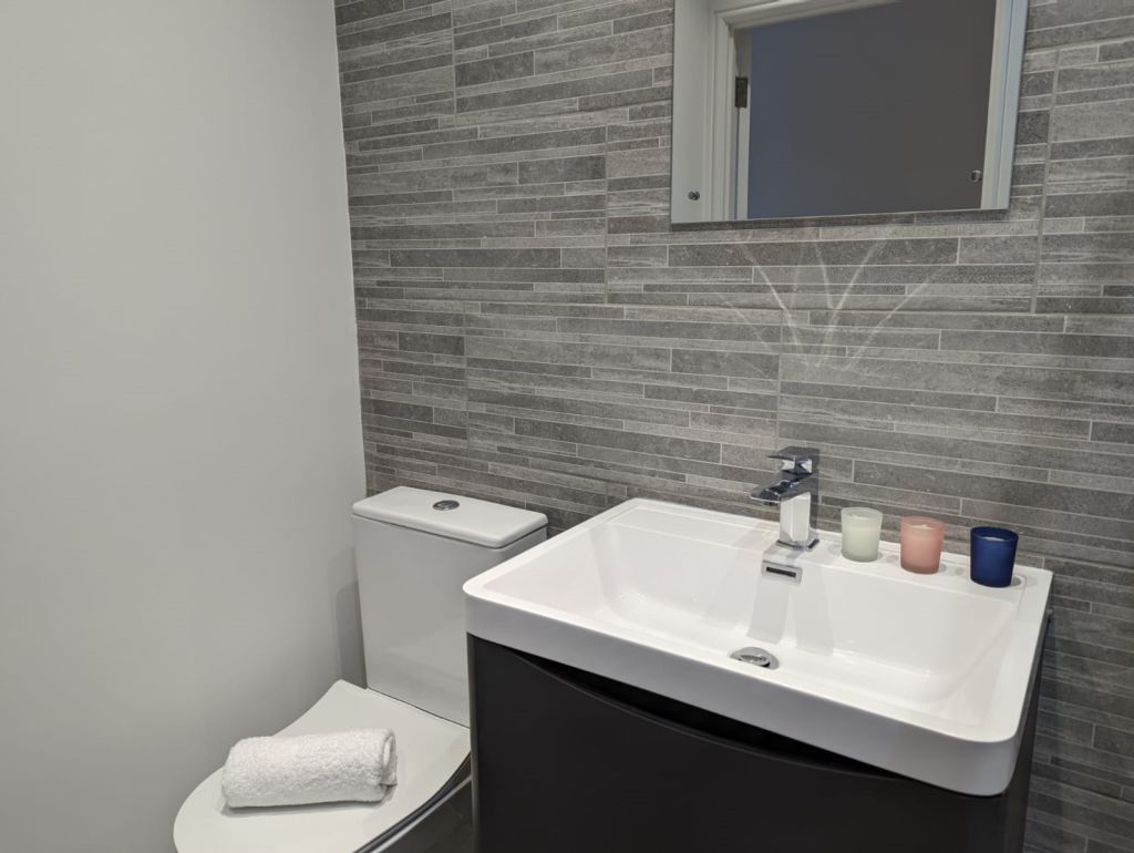 Newly refurbished apartment in central Swindon - UBK-648532 - Newly refurbished apartment in central Swindon