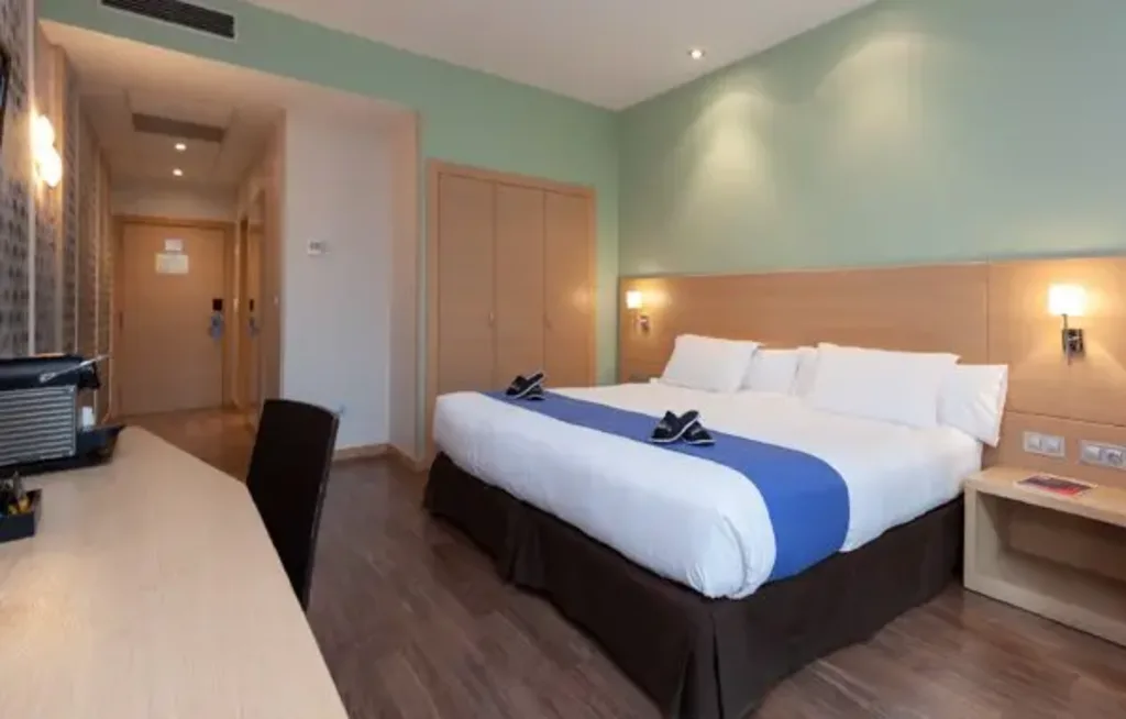 Stylish hotel room in Bilbao - UBK-3492 - Stylish hotel room in Bilbao