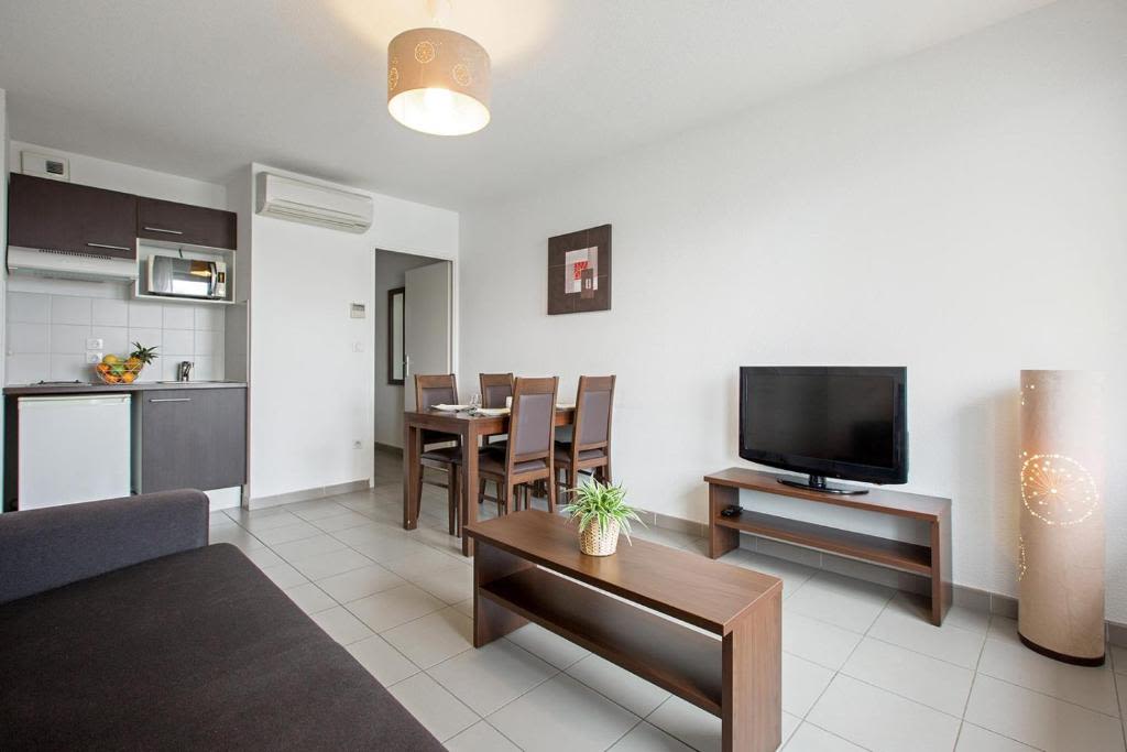 1 bedroom apartment near Cornebarrieu Airport - UBK-987496 - 1 bedroom apartment near Cornebarrieu Airport