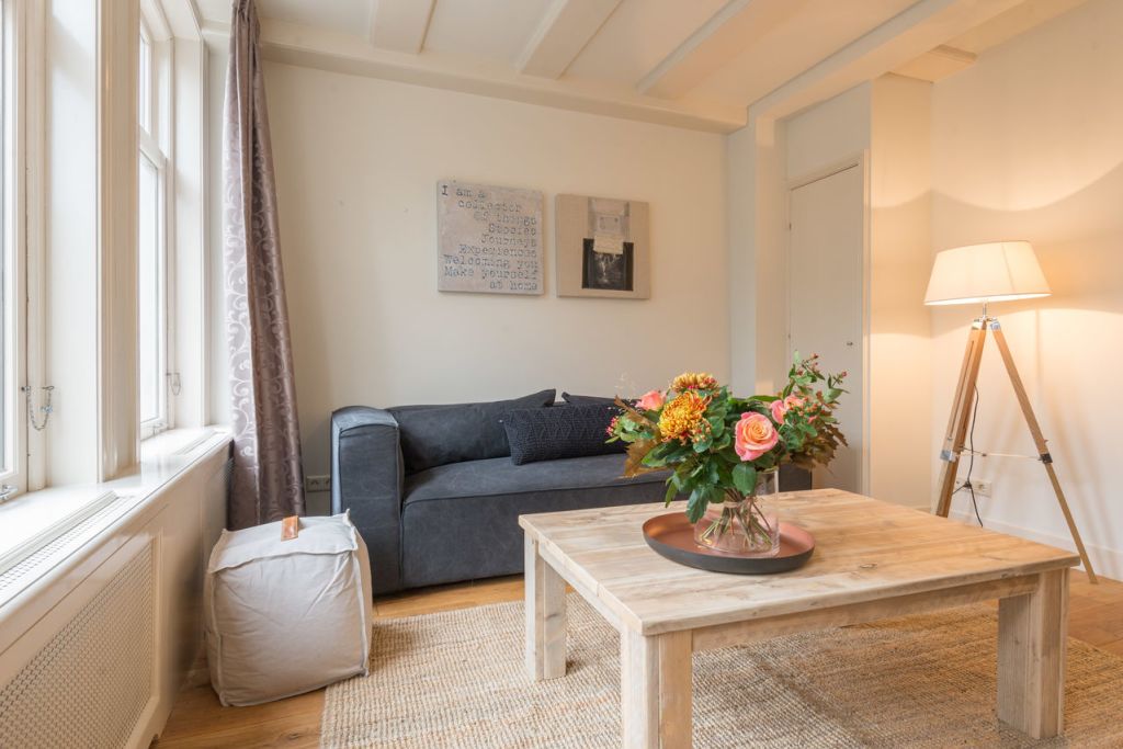 Charming apartment on Haarlemmerdijk