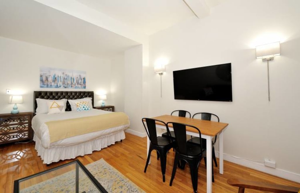 Super bright apartment steps from Grand Central