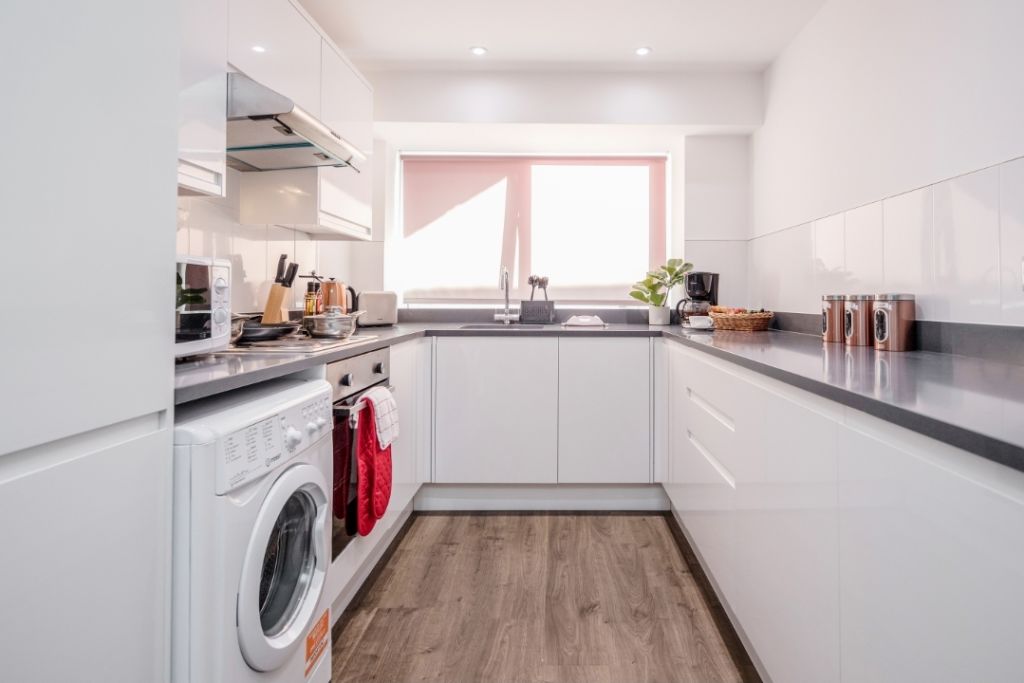 2 Bed  Watford-Central Modernview Serviced Accommodation) - UBK-42680 - 2 Bed  Watford-Central Modernview Serviced Accommodation)