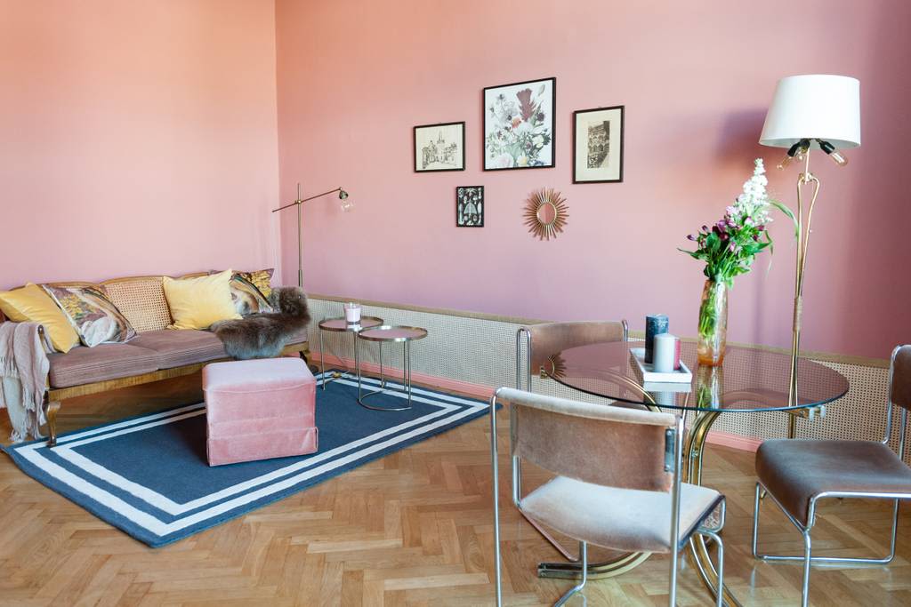 Stylisches Apartment mit Balkon