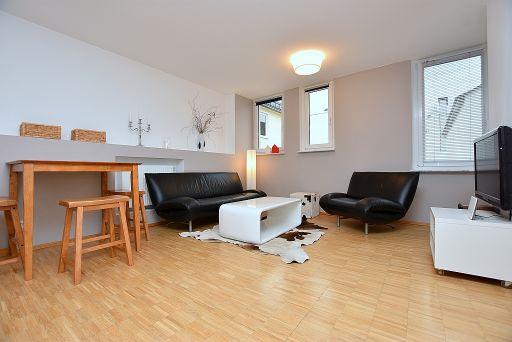 Rent 1 room apartment Stuttgart | Entire place | Stuttgart | Mitten in der Stadt - Dennoch ruhig