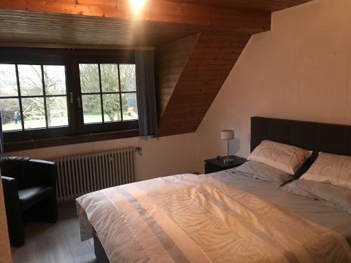 Miete 2 Zimmer Wohnung Düsseldorf | Ganze Wohnung | Düsseldorf | Zentral gelegenes 3-Zimmer-Haus | Hominext