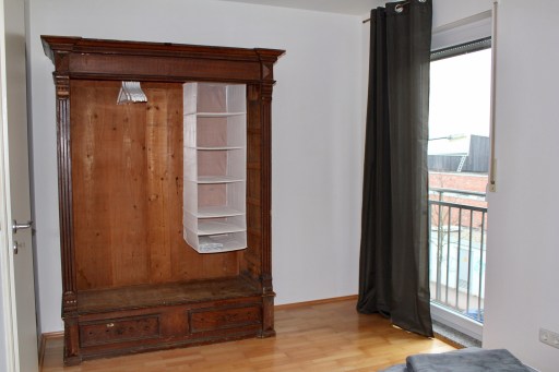 Miete 3 Zimmer Wohnung Frankfurt am Main | Ganze Wohnung | Frankfurt am Main | 4 Room Business Maisonette Wohnung über 2 Etagen mit 2 Bädern, Fussbodenheizung, Tiefgaragenplatz und Balkon | Hominext