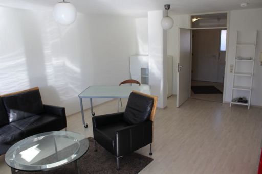 Miete 1 Zimmer Wohnung Böblingen | Ganze Wohnung | Böblingen | Helles und großzügiges 2 Zimmer Apartment mit Garten | Hominext