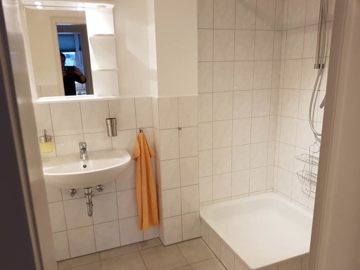 Rent 1 room apartment Wetter (Ruhr) | Entire place | Wetter (Ruhr) | 1-Zi-Wohnung, 35qm, mit Loggia, Kabel-TV, WLAN, komplett eingerichtet, Reinigungsservice, Nähe Harkortsee | Hominext